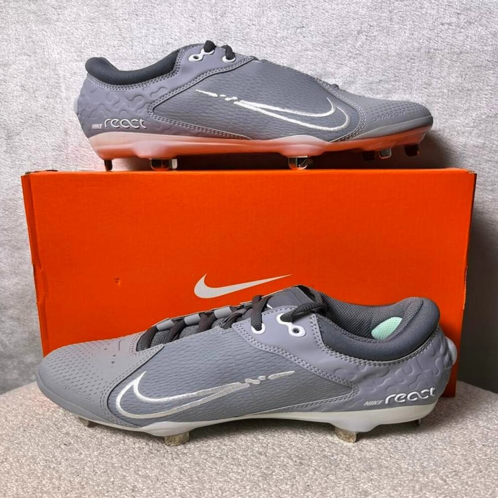 NWT Nike Hyperdiamond 4 Elite Women's Size 8 Softball Cleat Shoes Gray White